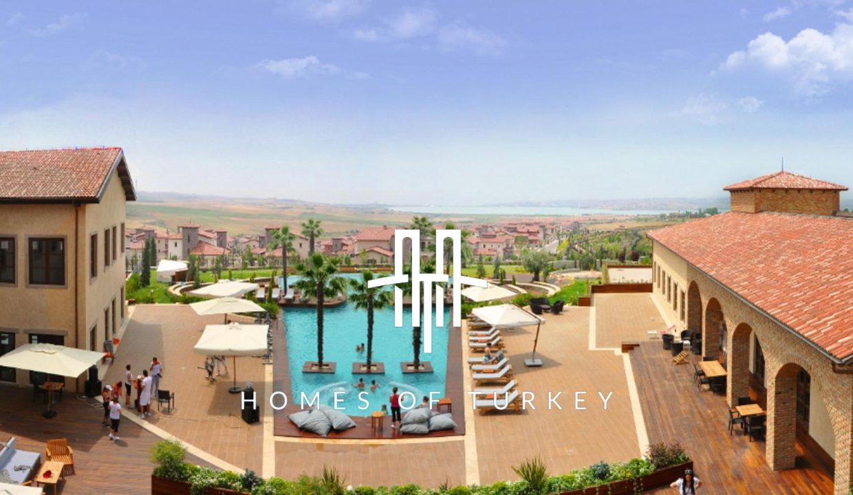 Luxury Villas with Garden and Pool for Sale in Büyükçekmece, Istanbul 9