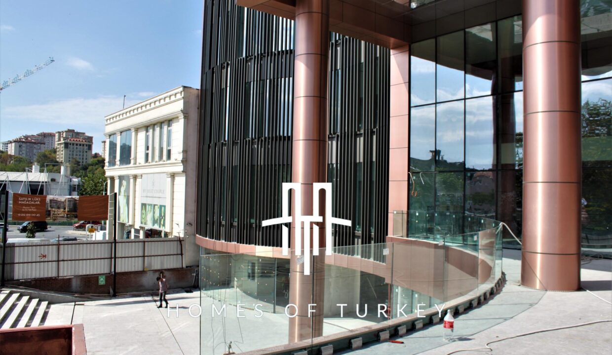 Shops for Sale at the Location of Textile Business Centers in Istanbu 8