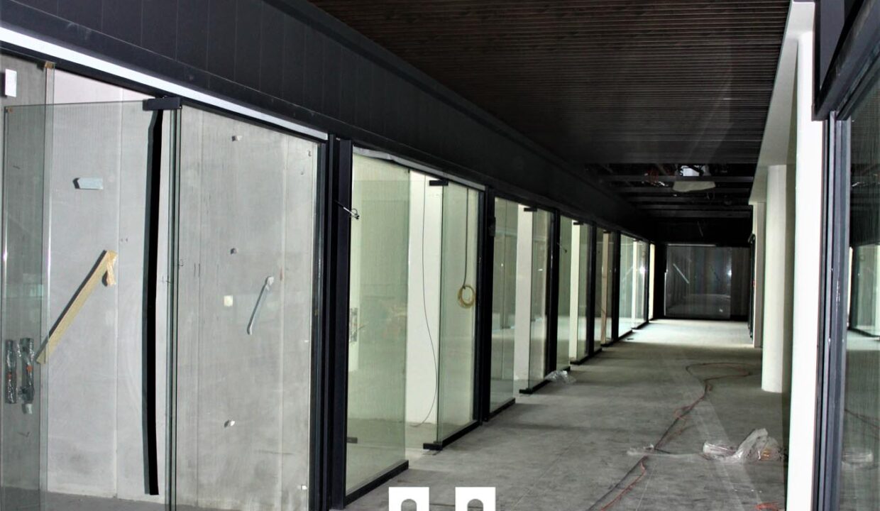 Shops for Sale at the Location of Textile Business Centers in Istanbul 15