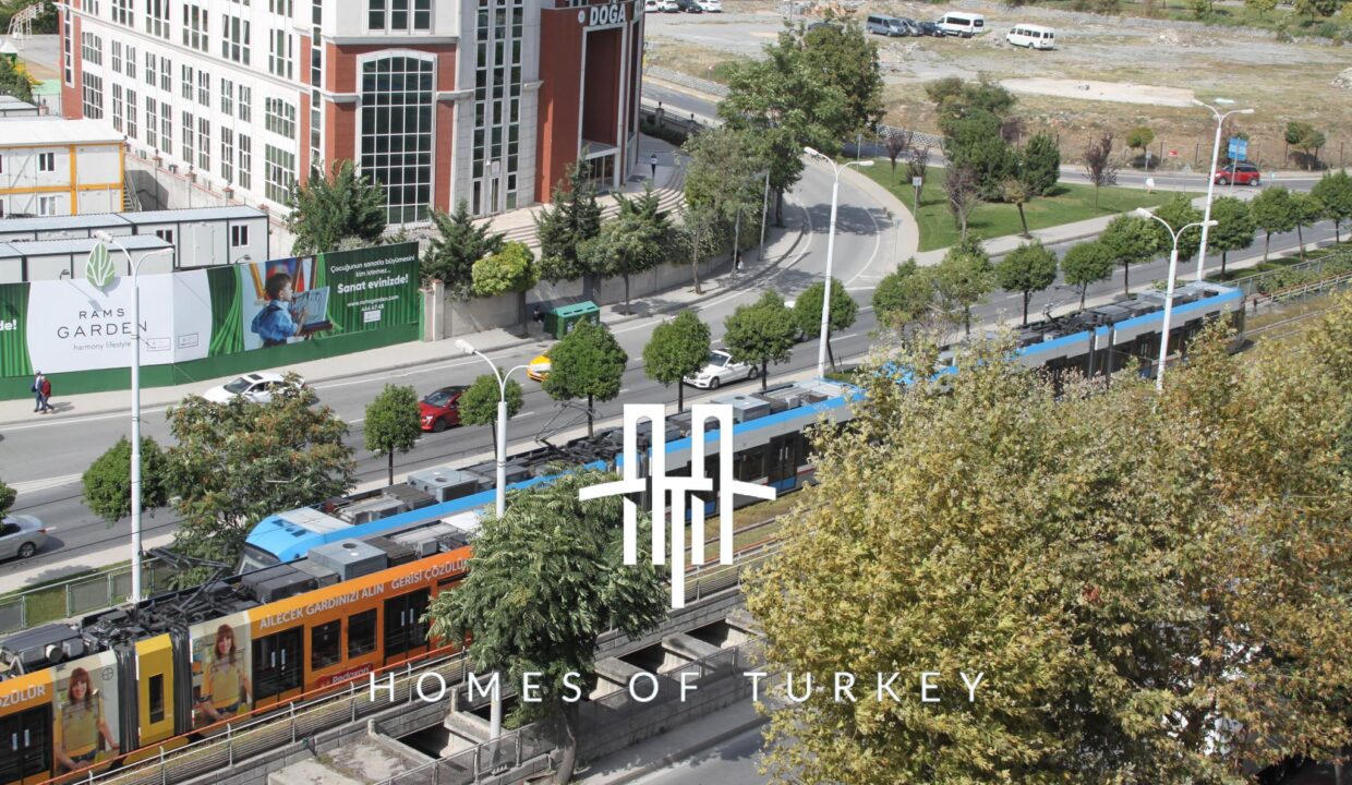 Shops for Sale at the Location of Textile Business Centers in Istanbul 19