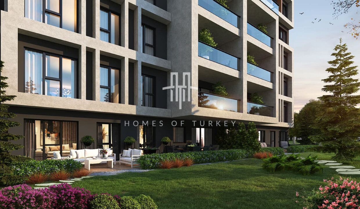 Apartments with a View in a Complex Site in Kartal Within Walking Distance to the Metro 11