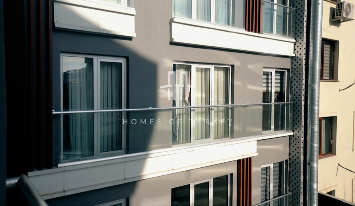 Flats for Sale with High Rental Income in the Center of Şişli, Walking Distance to the Metro Station 3