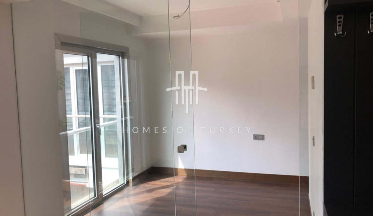 Flats for Sale with High Rental Income in the Center of Şişli, Walking Distance to the Metro Station 7