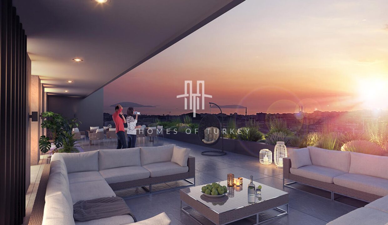 Flats with a View in Social Life and Next to the Metro Station in Maltepe 2