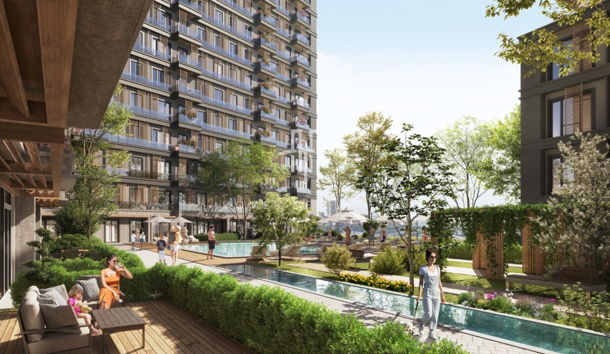 Flats with a View in Social Life and Next to the Metro Station in Maltepe 7