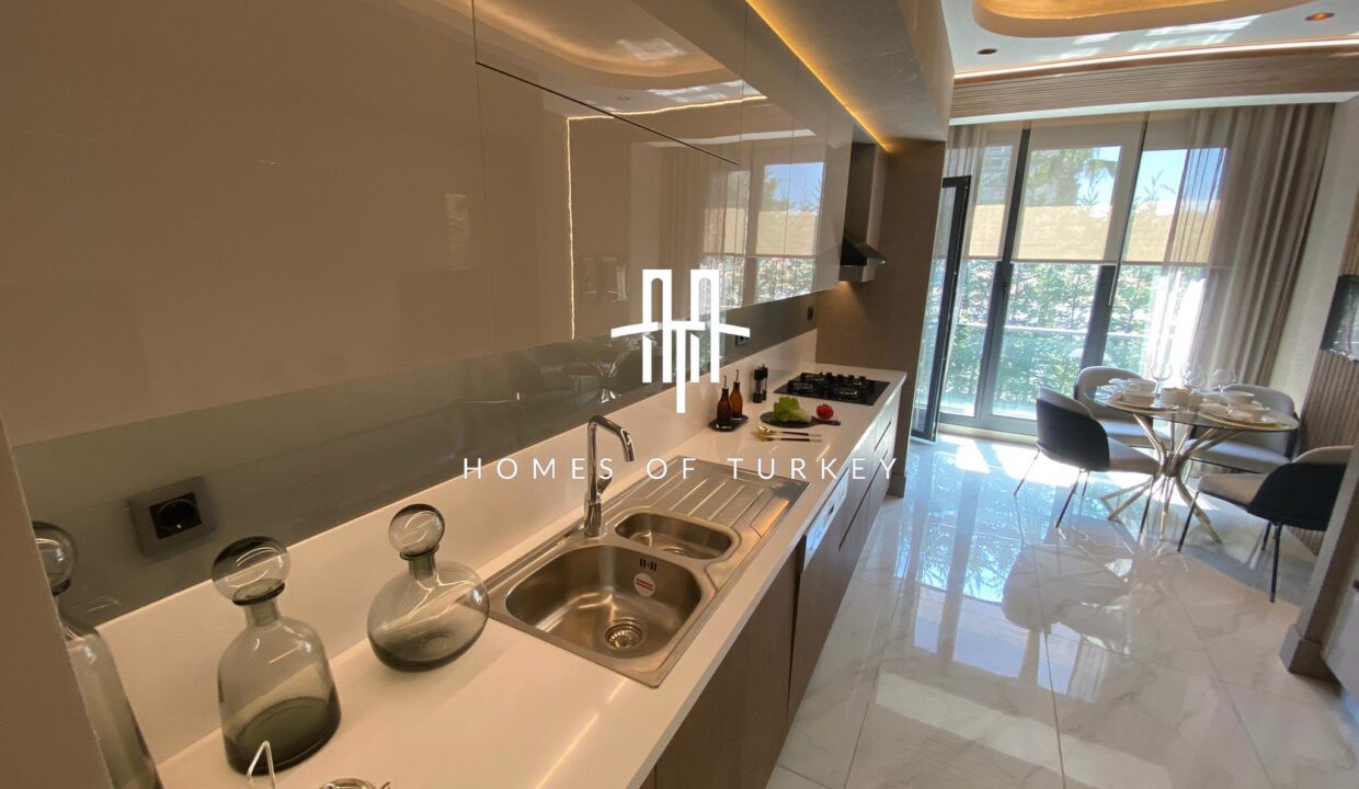 Modern Apartments for Sale in a Secure Complex with Sea View Neighboring the Marina in Beylikdüzü 20,