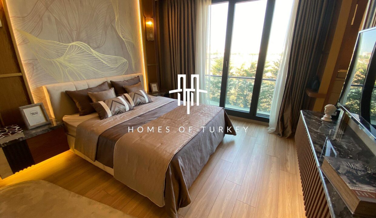 Modern Apartments for Sale in a Secure Complex with Sea View Neighboring the Marina in Beylikdüzü 25,