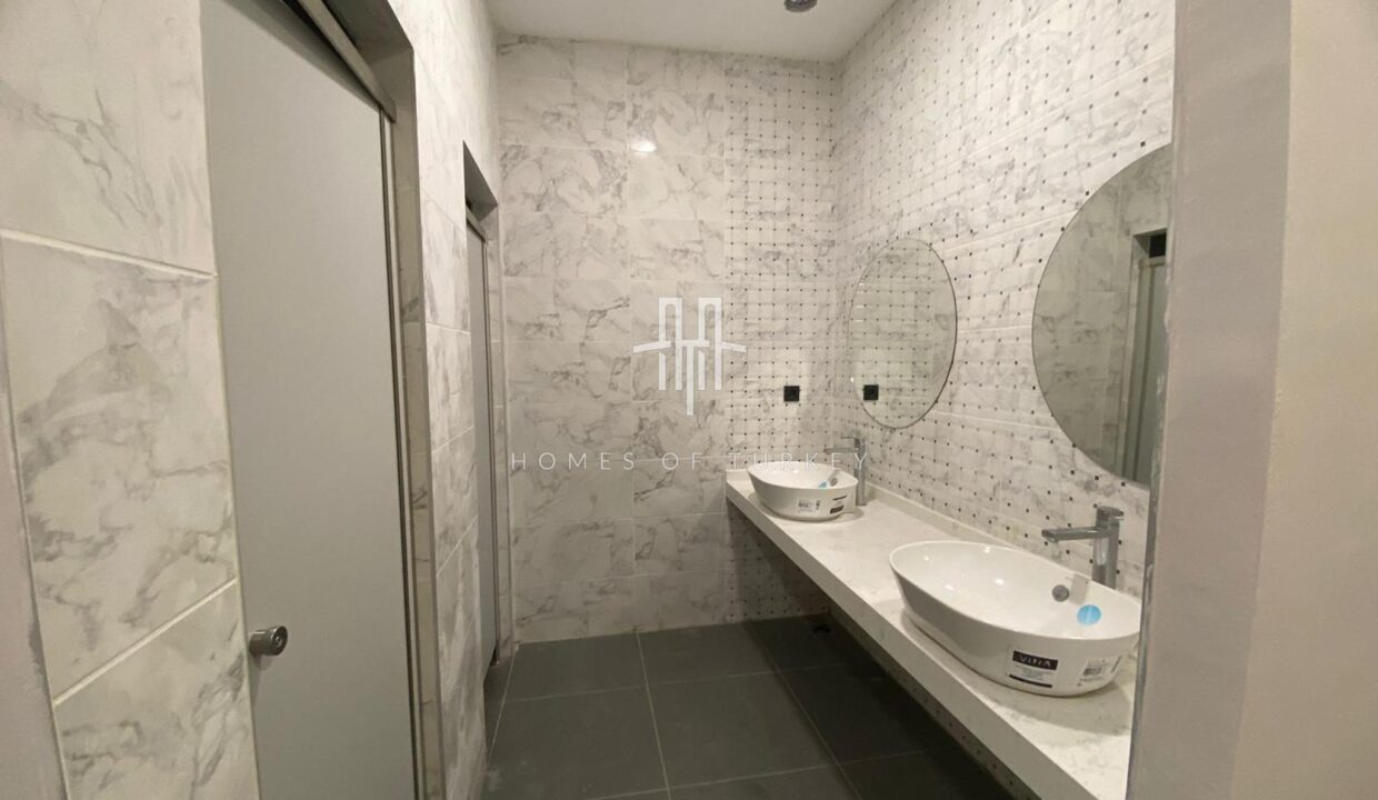 Modern Apartments with Magnificent Bosphorus View in Uskudar, Istanbul- 10