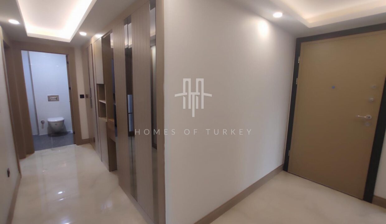 Modern Apartments with Magnificent Bosphorus View in Uskudar, Istanbul 13