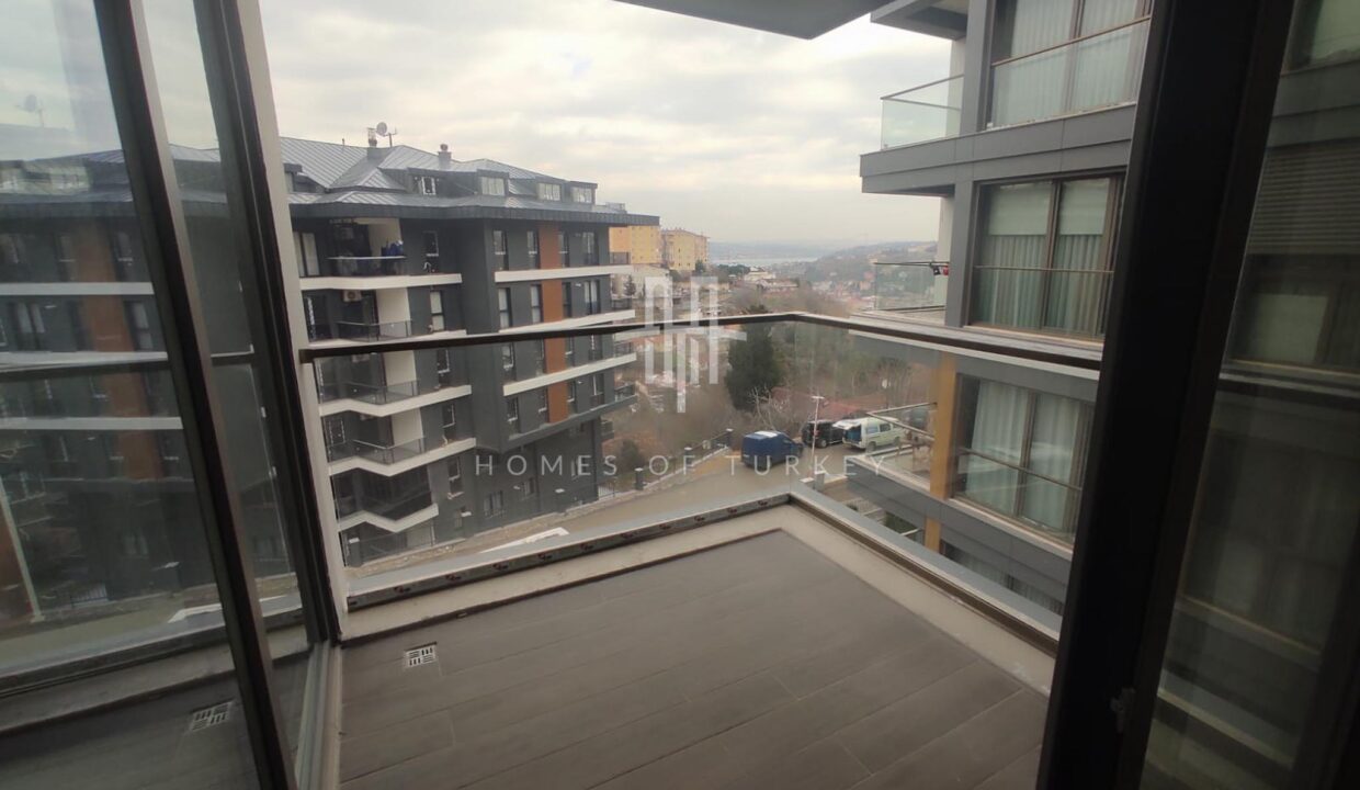 Modern Apartments with Magnificent Bosphorus View in Uskudar, Istanbul 2