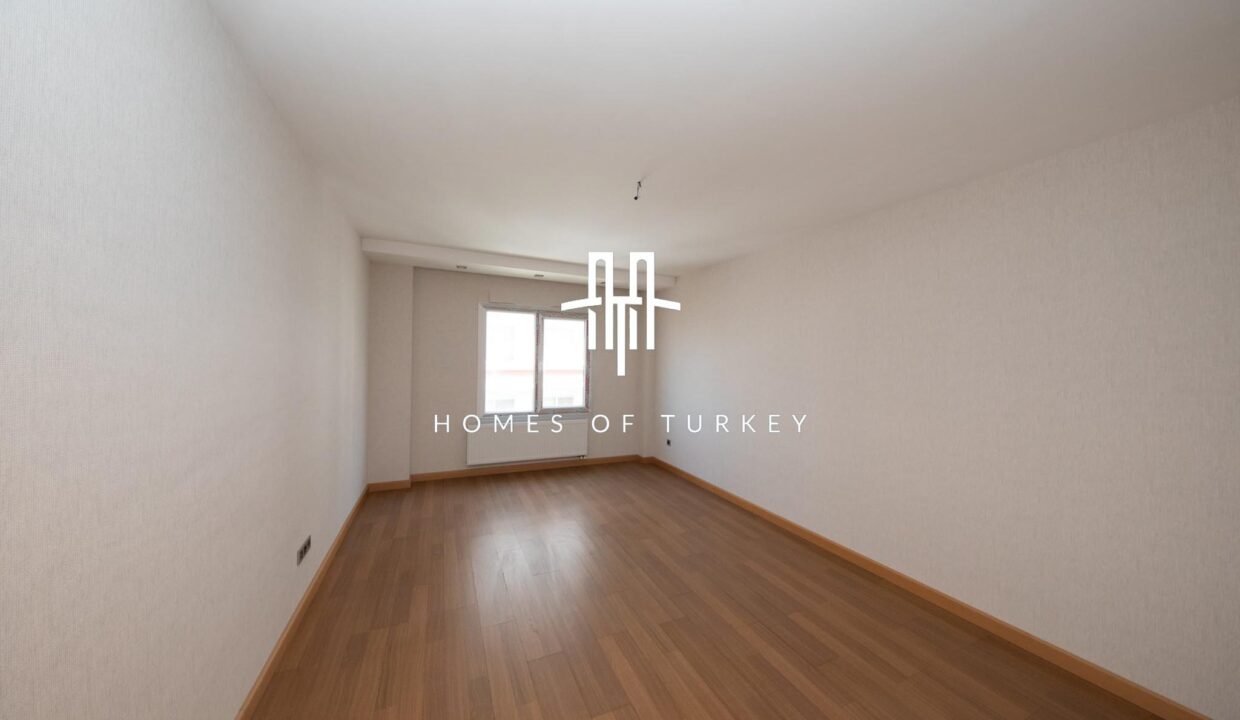 Modern Apartments with Sea and Lake Views Suitable for Family Concept in Beylikdüzü 15-2