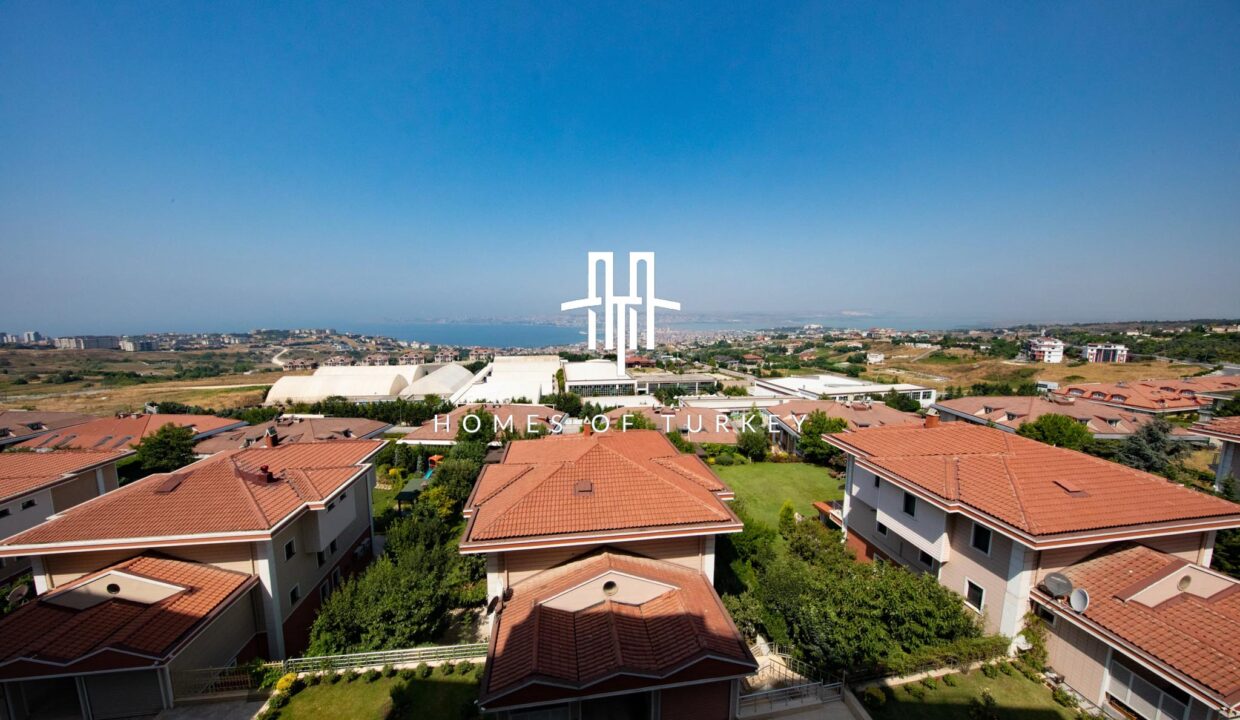 Modern Apartments with Sea and Lake Views Suitable for Family Concept in Beylikdüzü 6-2