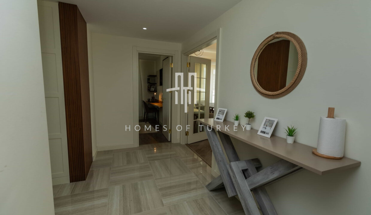 Sea View and Apartments with a Garden in a Luxury Complex by the Beach in Büyükcekmece 11 (2)