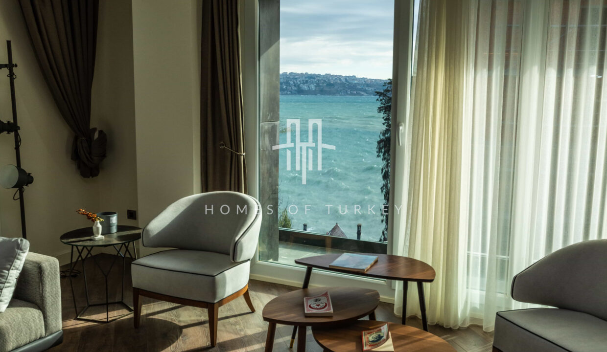 Sea View and Apartments with a Garden in a Luxury Complex by the Beach in Büyükcekmece 14