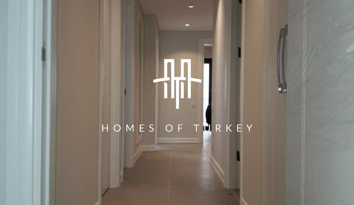Spacious Apartments with Security in a Complex with Social Facilities in Kartal 13