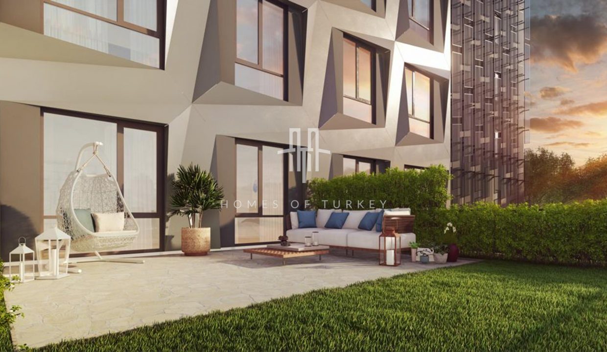 Apartments in Beylikdüzü Center within Walking Distance to Transportation Networks and Metrobus Station 5