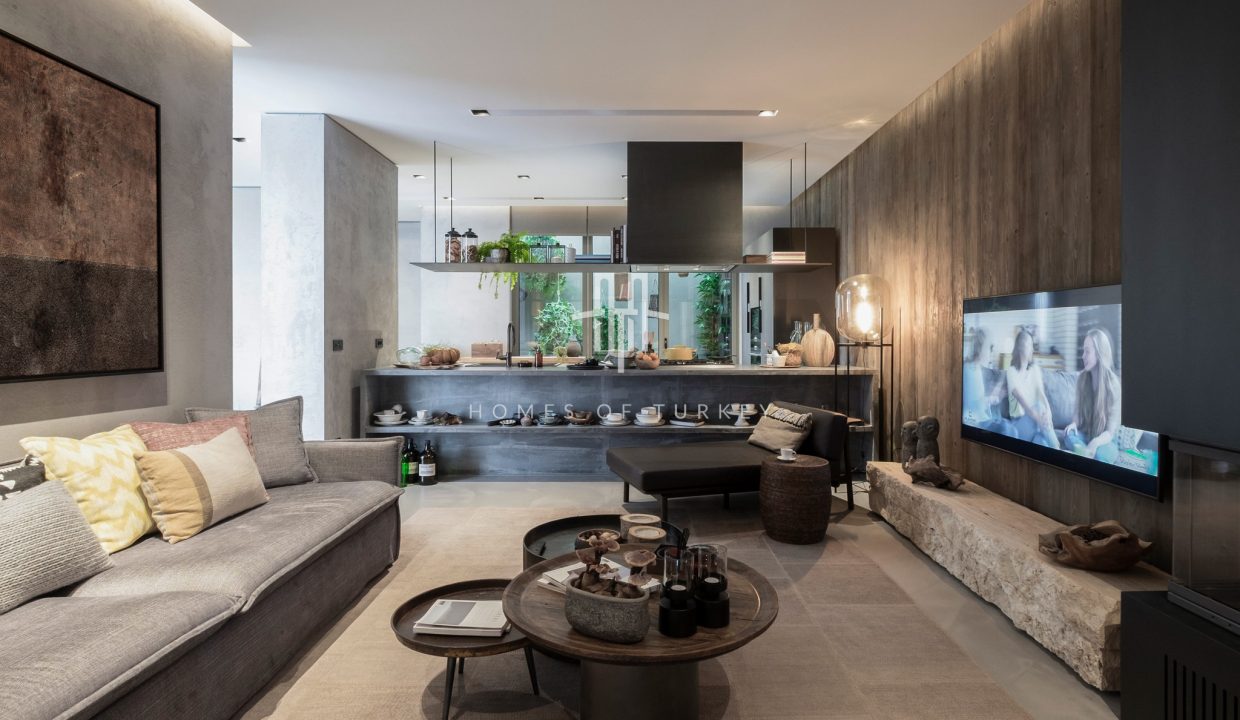 Detached Villas Intertwined with Nature in Riva 13,