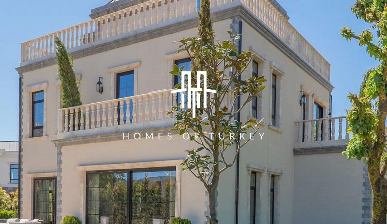 Detached Villas with Pool and Garden in a Complex in Çekmeköy 3