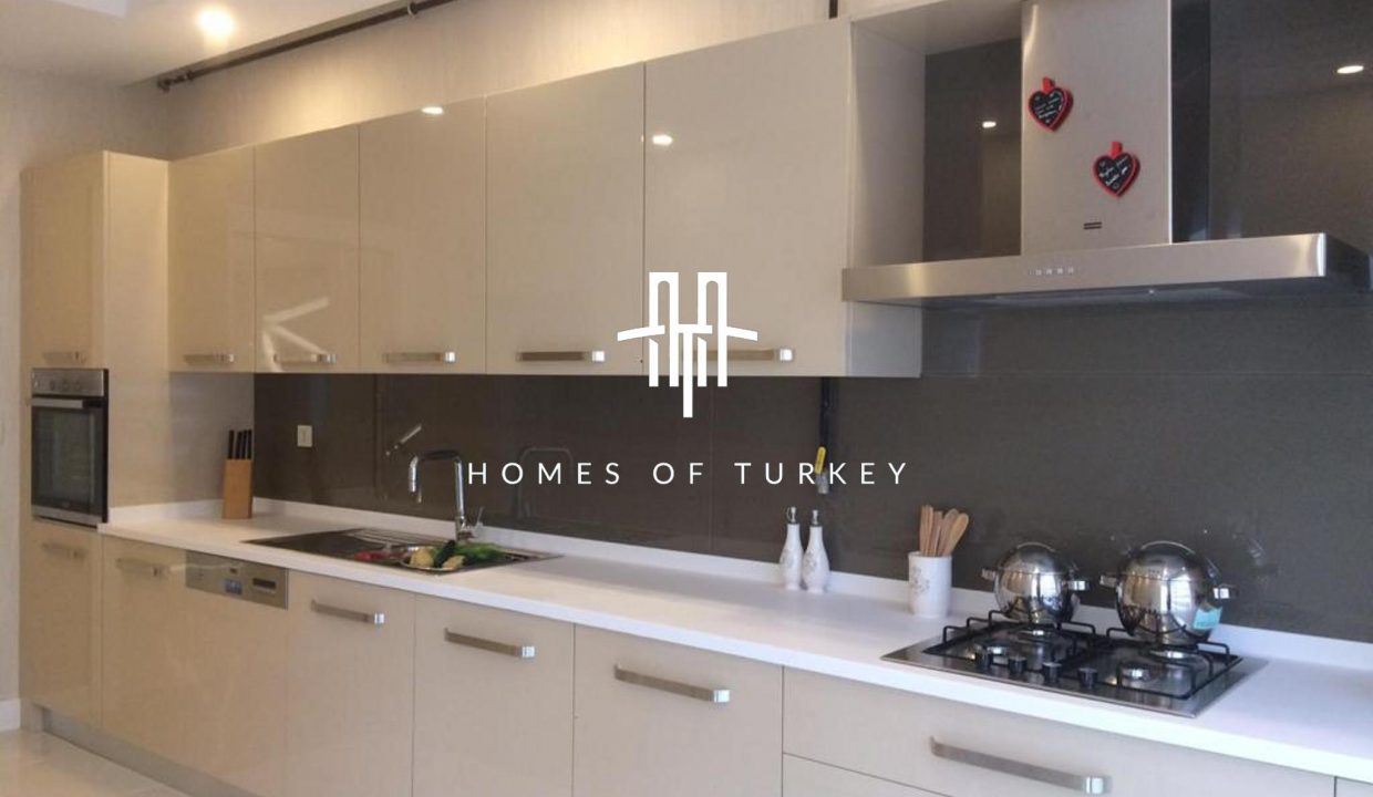 Immediate Delivery Apartments Close to the Marina in Beylikdüzü 10