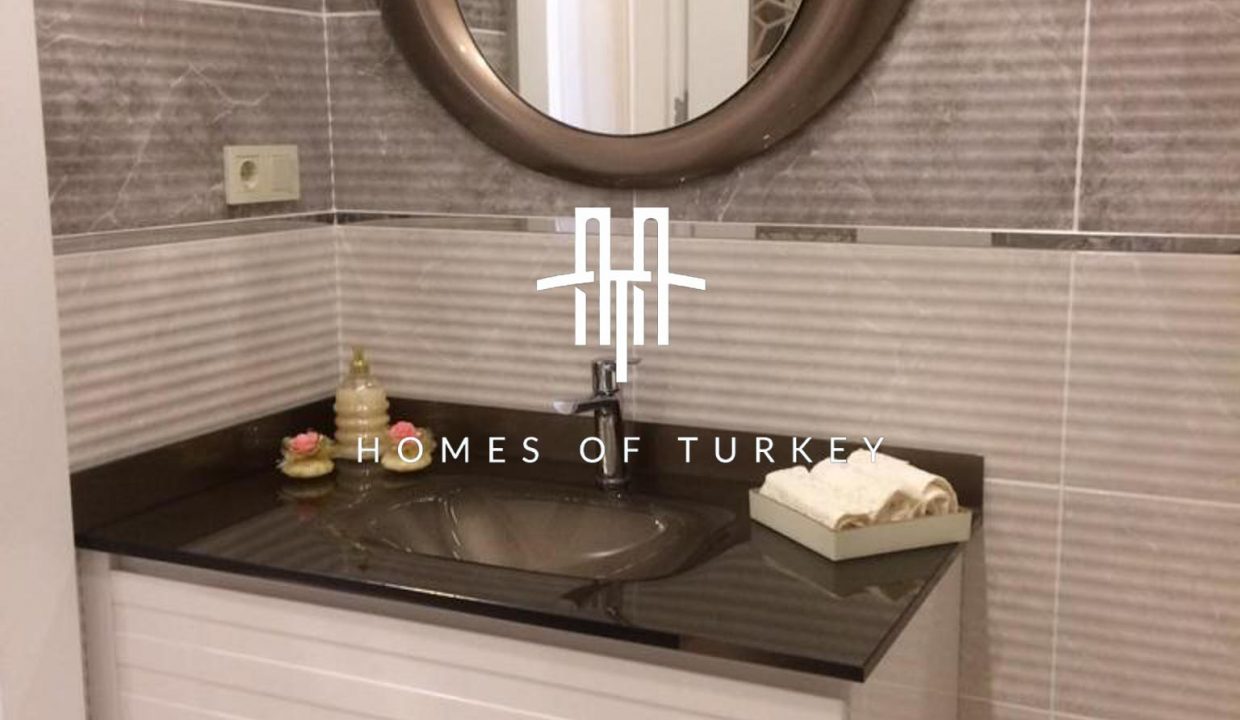 Immediate Delivery Apartments Close to the Marina in Beylikdüzü 14
