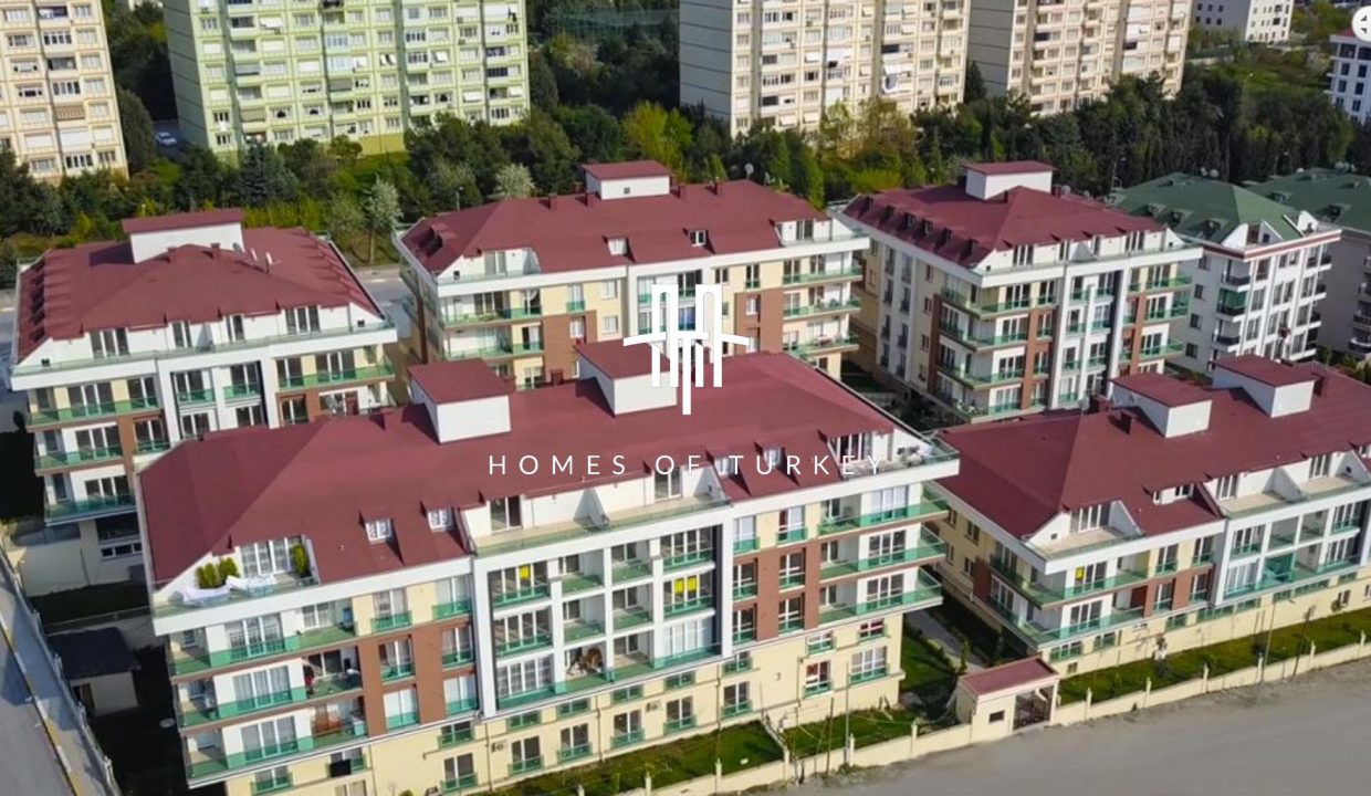 Immediate Delivery Apartments Close to the Marina in Beylikdüzü 2,