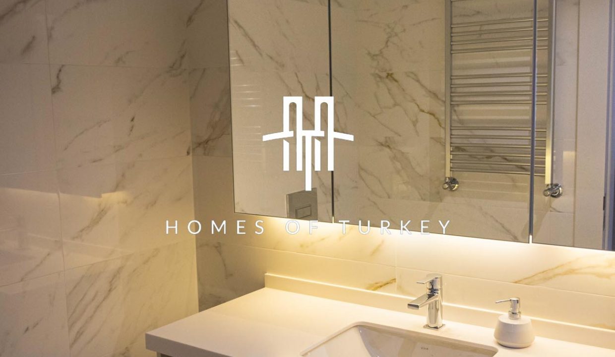 Luxury Apartments with Pond View and Close to Kanal Istanbul in Bahçeşehir 16