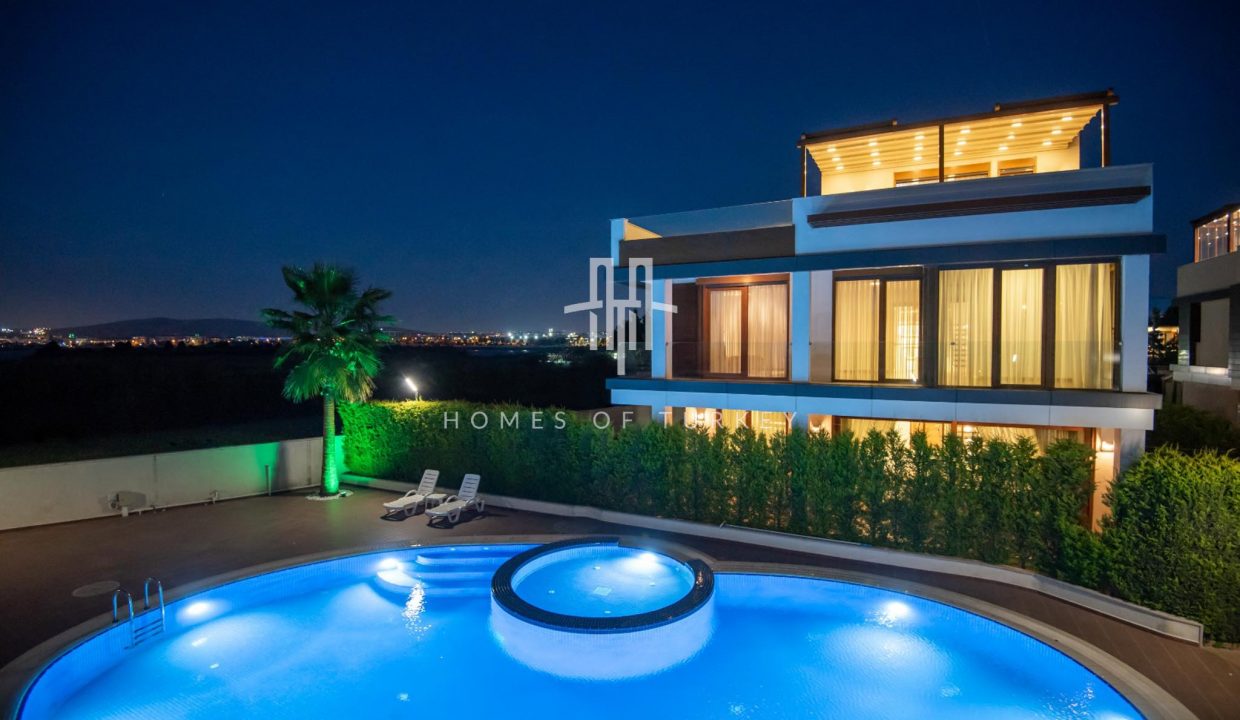 Luxury Villas with Sea and Islands View Close to the Airport in Tuzla 1