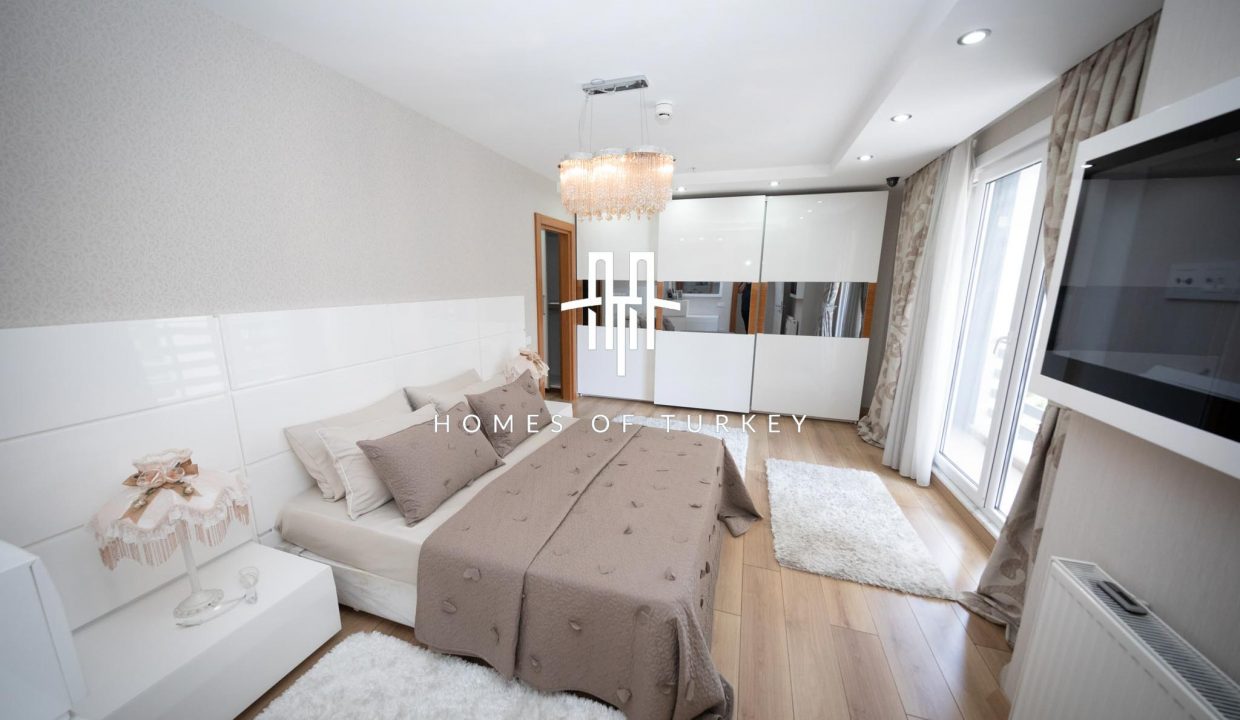 Mixed Concept Apartments with Sea and Lake Views for Sale in Beylikdüzü 14