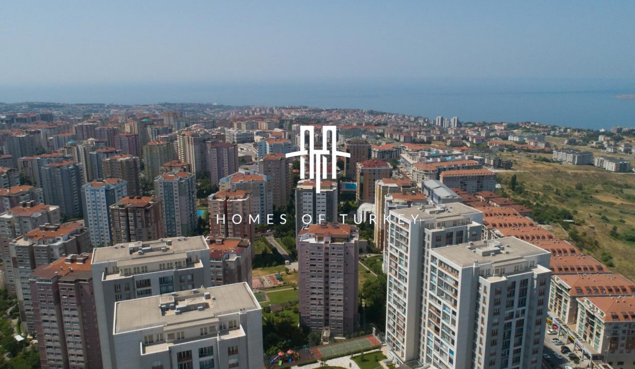 Mixed Concept Apartments with Sea and Lake Views for Sale in Beylikdüzü 2