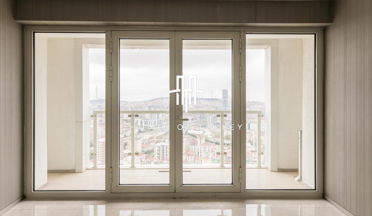 Modern Apartments Next to Main Access Roads and Shopping Center in Ümraniye 14