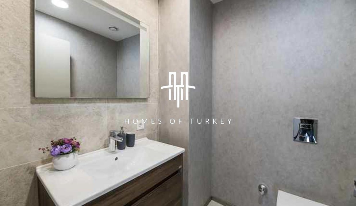 Modern Apartments Next to Main Access Roads and Shopping Center in Ümraniye 17