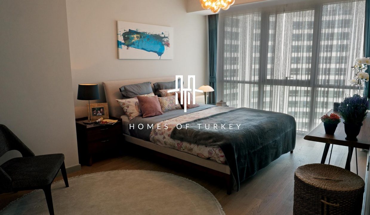 Modern Apartments Next to Main Access Roads and Shopping Center in Ümraniye 18