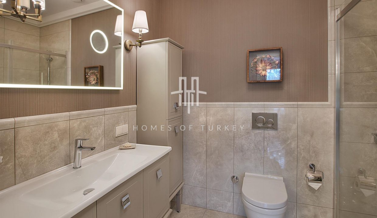 Modern Flats for Sale in Installments in a Complex with Green Areas in Ümraniye 20