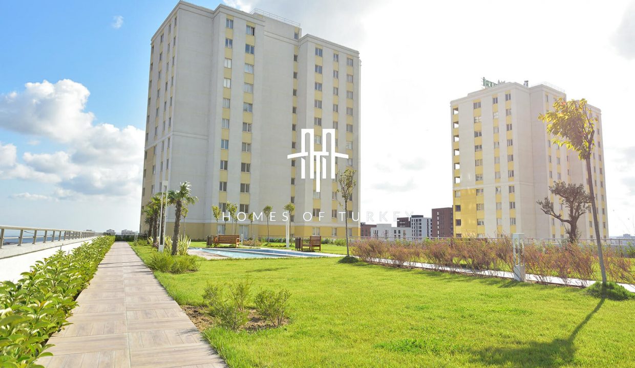 Spacious Flats for Investment in Installments with Family Concept in Başakşehir 5,