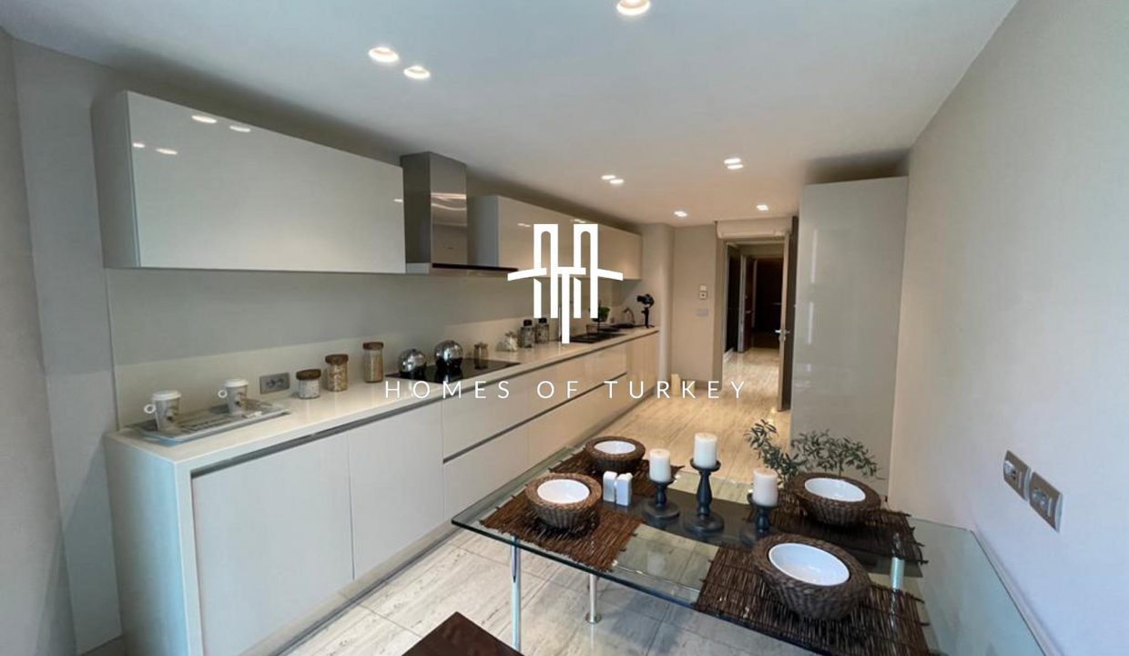 Ultra Luxury Apartments in a Prestigious Complex in Üsküdar 14