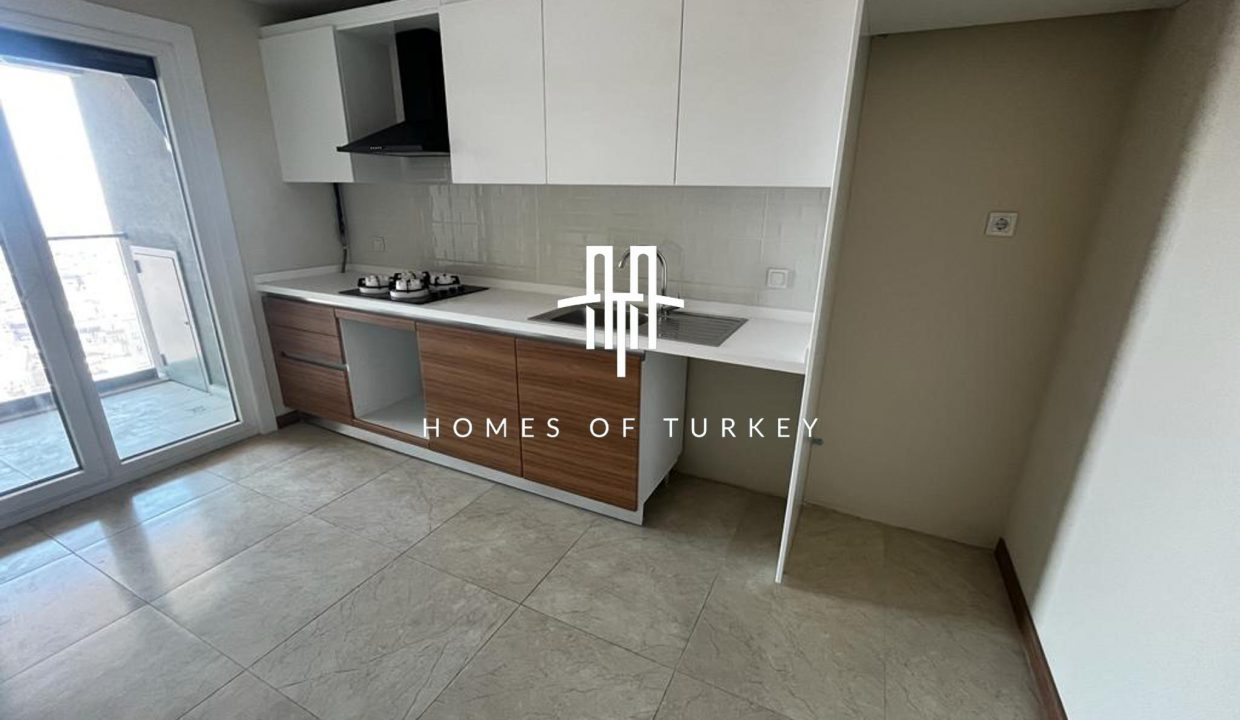 Modern Apartments for Sale in Central Location in Zeytinburnu 17