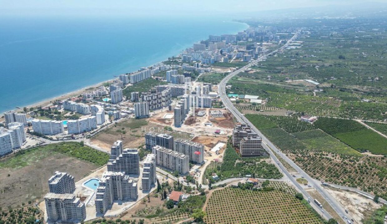 Flats for Sale in Installments in a Complex with a Pool within Walking Distance to the Sea in Mersin 11