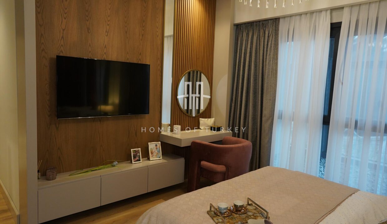 Flats for Sale in Istanbul Avcılar with Panoramic Lake View and Close to Canal Istanbul 19