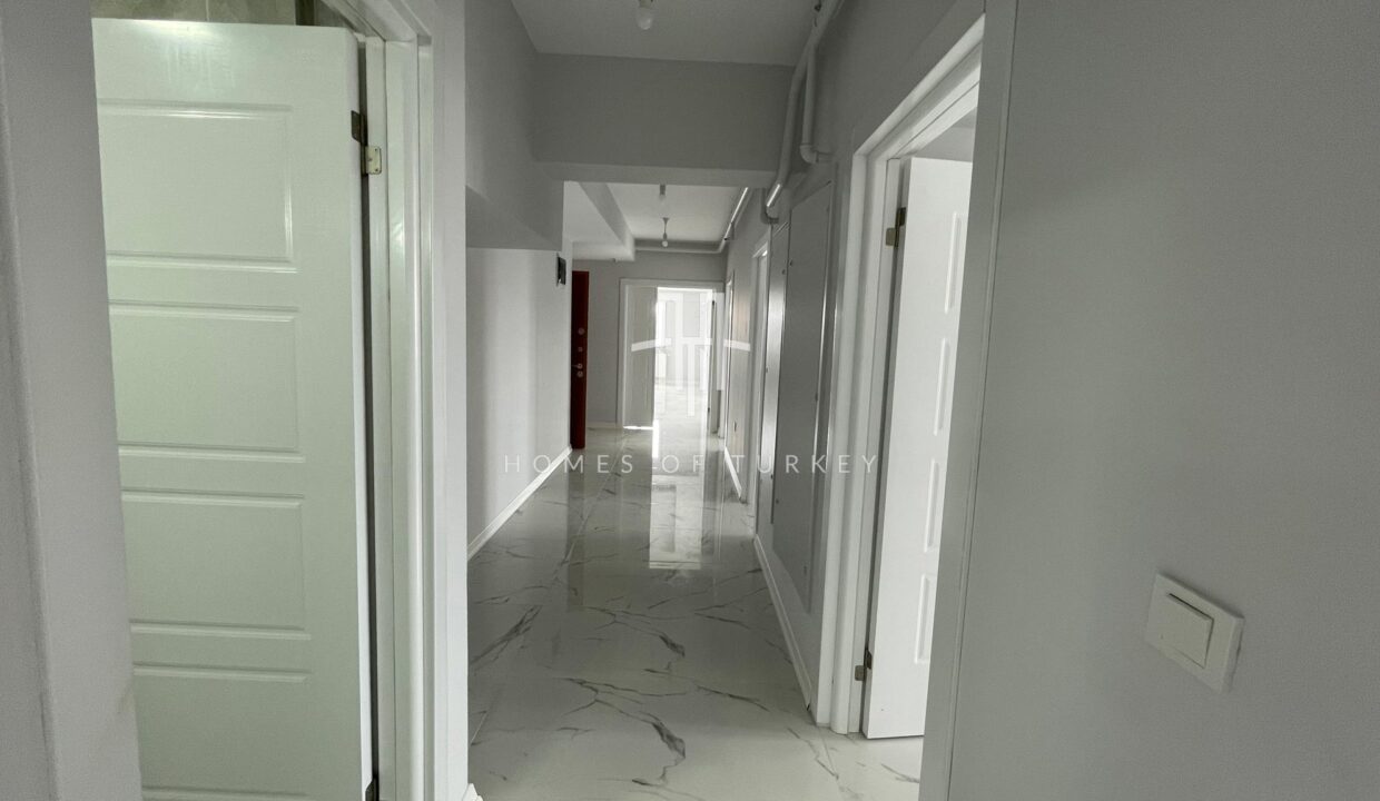 Affordable Apartments Ready to Move in a Secure Complex in Esenyurt, Istanbul 16