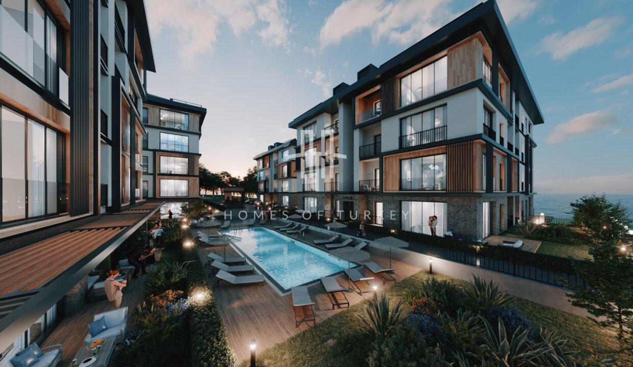 Flats for Sale in Büyükçekmece with Horizontal Architecture and Walking Distance to the Sea 1