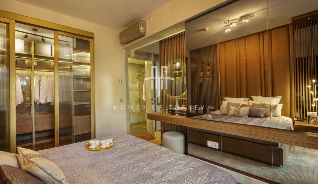 Ready to Use Apartments with Forest View and Near Metro in Ümraniye 16