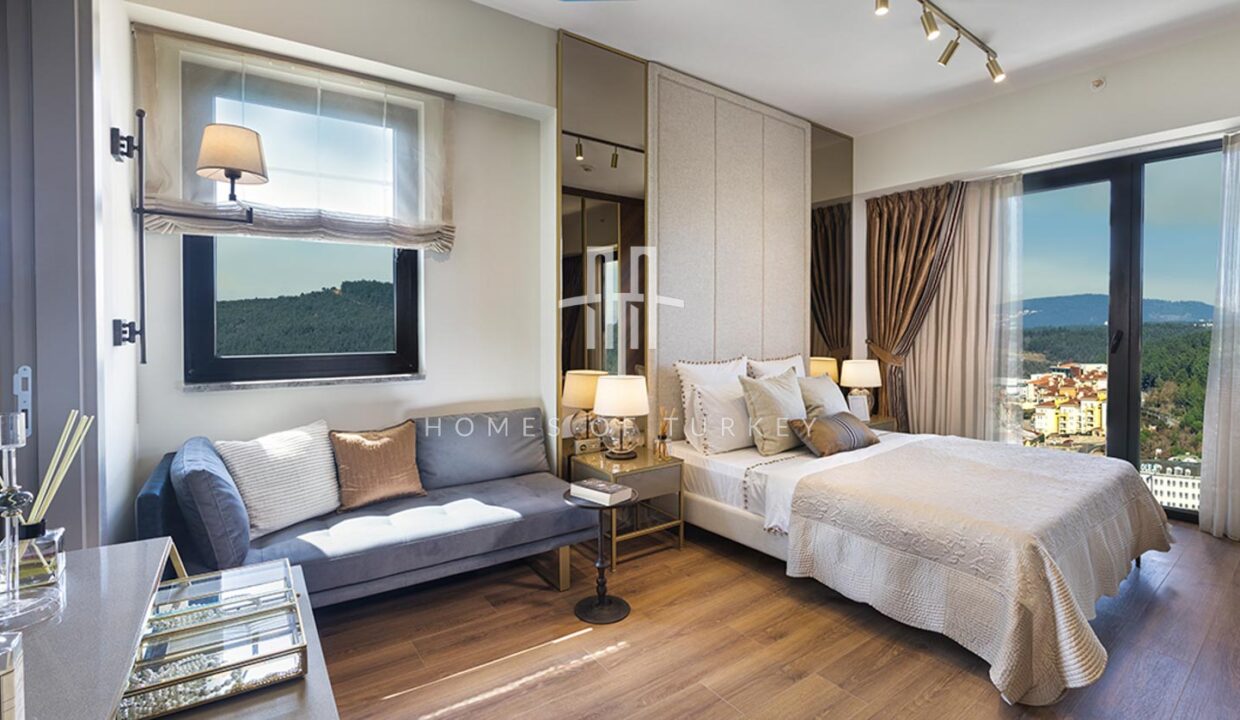 Ready to Use Apartments with Forest View and Near Metro in Ümraniye 18