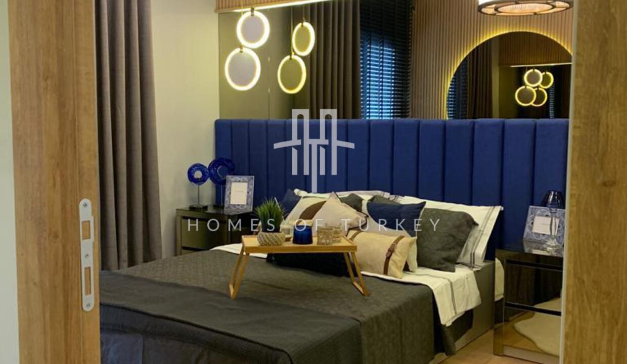 Installment Flats for Sale in a Complex at a Distance of 800 meters from the Sea in Mersin 20