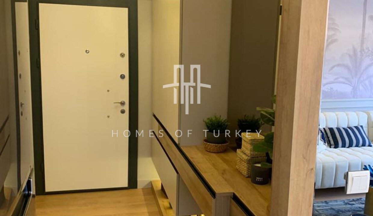Installment Flats for Sale in a Complex at a Distance of 800 meters from the Sea in Mersin 23
