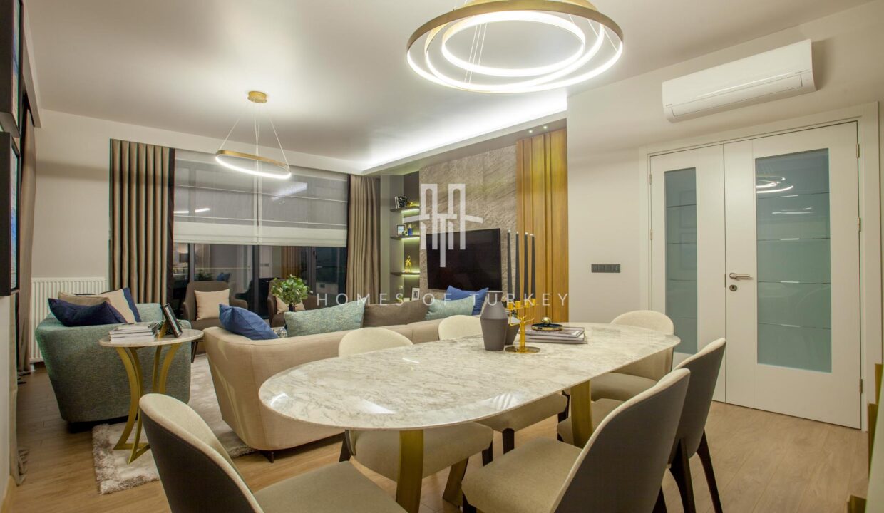 Luxury Apartments with Lake and Sea Views in a Complex in Avcılar 12