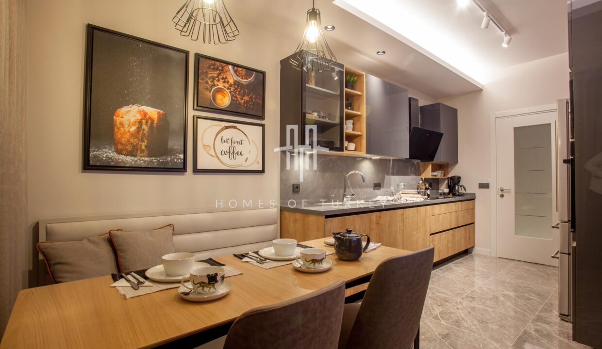 Luxury Apartments with Lake and Sea Views in a Complex in Avcılar 15