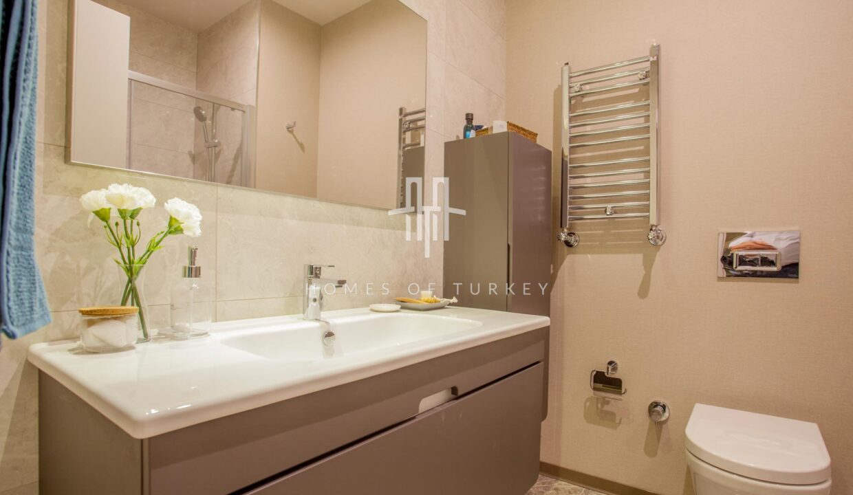 Luxury Apartments with Lake and Sea Views in a Complex in Avcılar 22