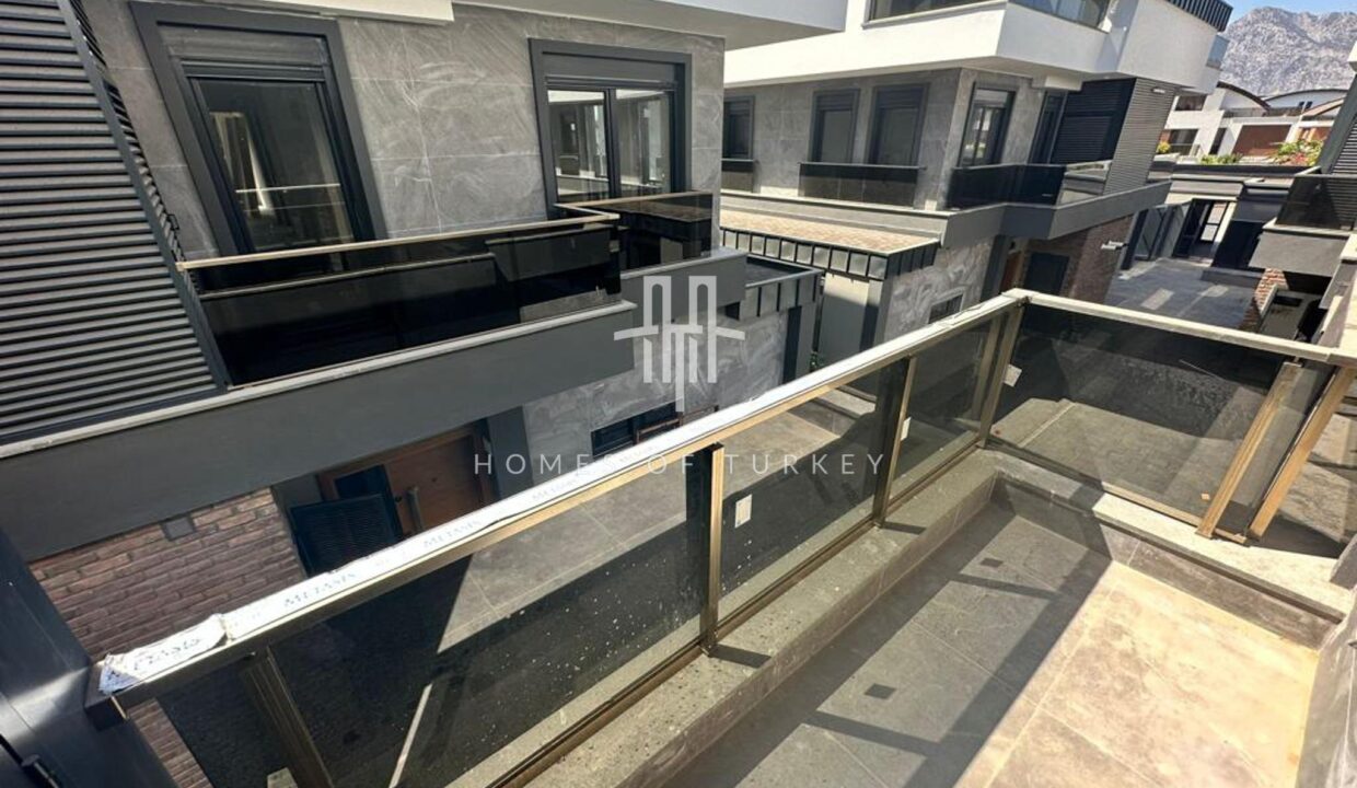 Ultra Luxury Villa with Private Pool and Garden in Konyaaltı, Antalya 14