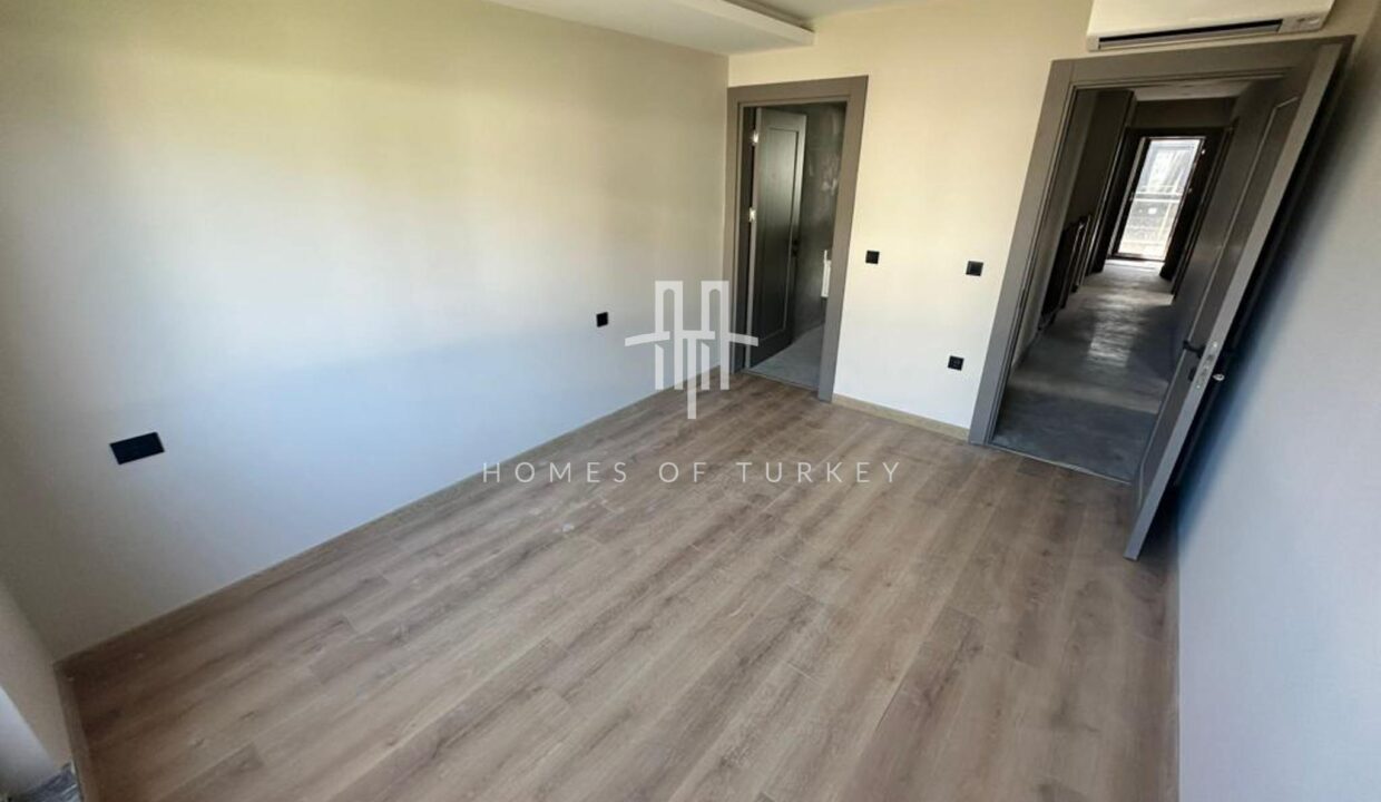 Ultra Luxury Villa with Private Pool and Garden in Konyaaltı, Antalya 19