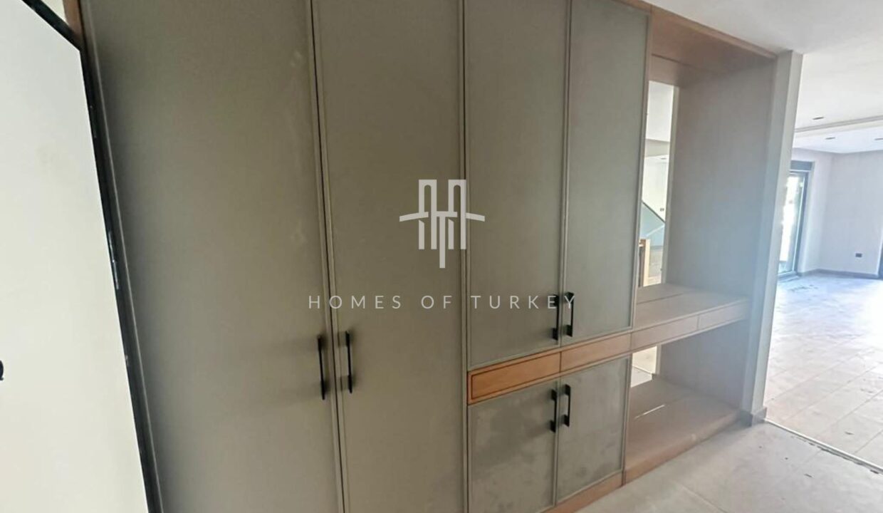 Ultra Luxury Villa with Private Pool and Garden in Konyaaltı, Antalya 22